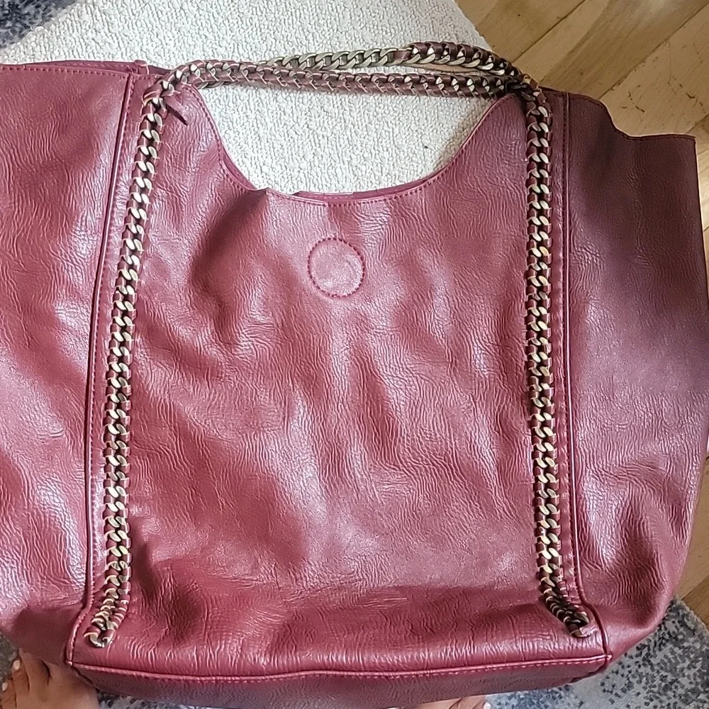 Leather shoulder bag